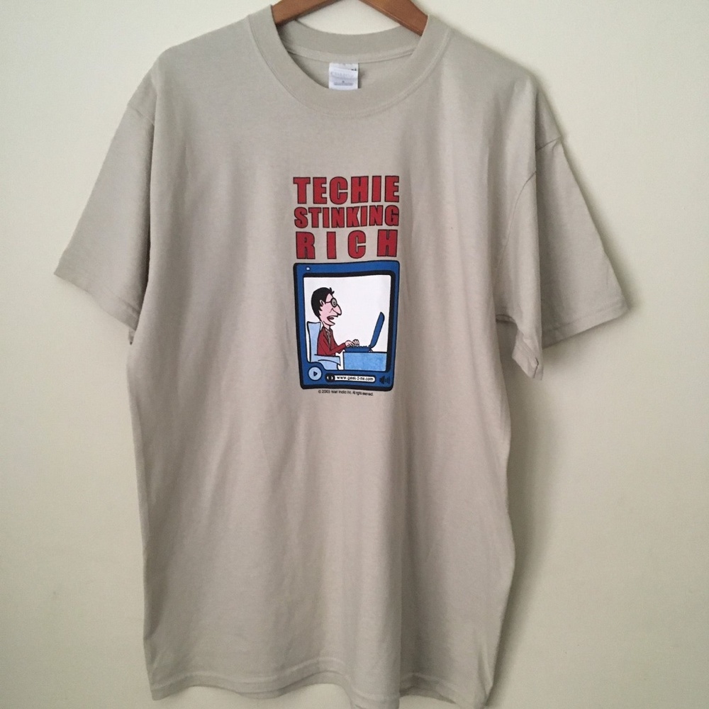 IT'S GEEK-2-ME cotton beige t-shirt. Size L. NWOT
